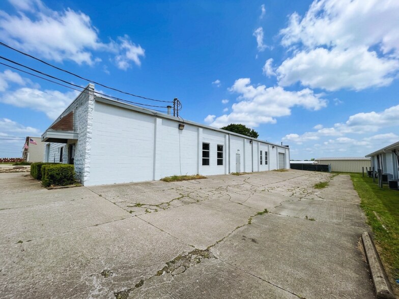 130 Donald Dr, Fairfield, OH à louer - Photo de l’immeuble – Image 2 sur 10