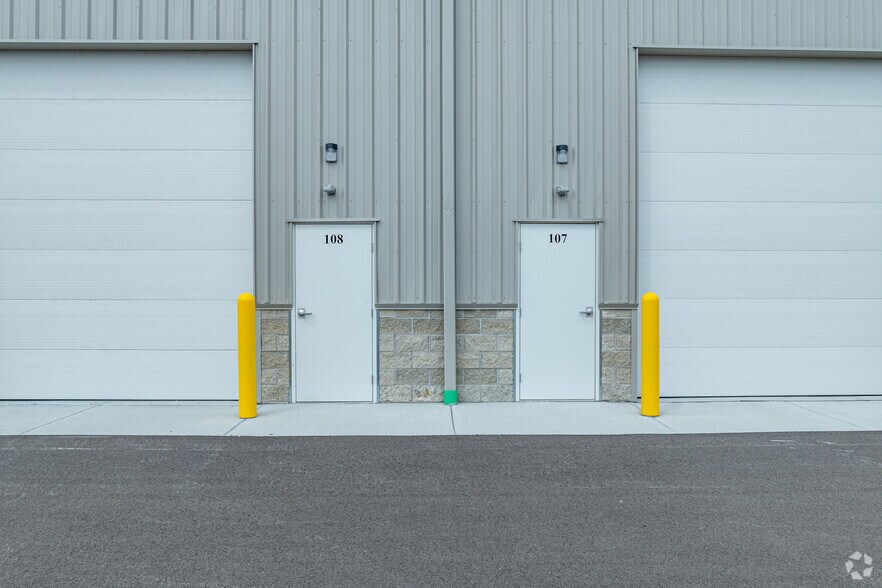 6340-6350 Emerald Pky, Monee, IL à louer - Photo de l’immeuble – Image 3 sur 5