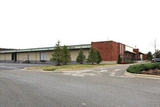 Plus de détails pour 7635 National Tpke, Louisville, KY - Industriel/Logistique à louer