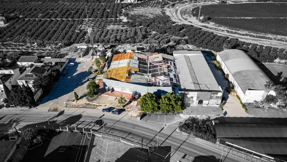 Industriel/Logistique dans ALQUERÍAS DEL NIÑO PERDIDO à vendre - Photo de l’immeuble – Image 2 sur 50