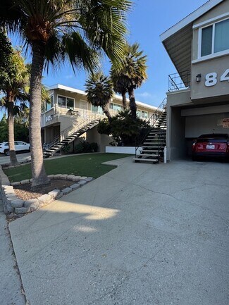 Plus de détails pour 8420 Gulana Ave, Playa Del Rey, CA - Logement à vendre