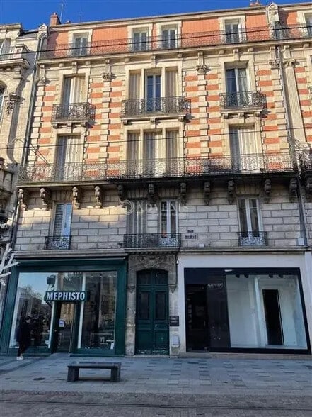 33 Rue De La République, Orléans à louer - Photo de l’immeuble – Image 2 sur 12