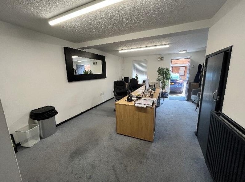 4 Bath Mews, Cheltenham à louer Photo intérieure– Image 1 sur 2