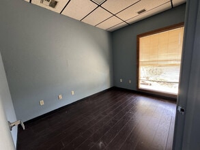 2120 Collier Ave, Fort Myers, FL à louer Photo intérieure– Image 2 sur 3