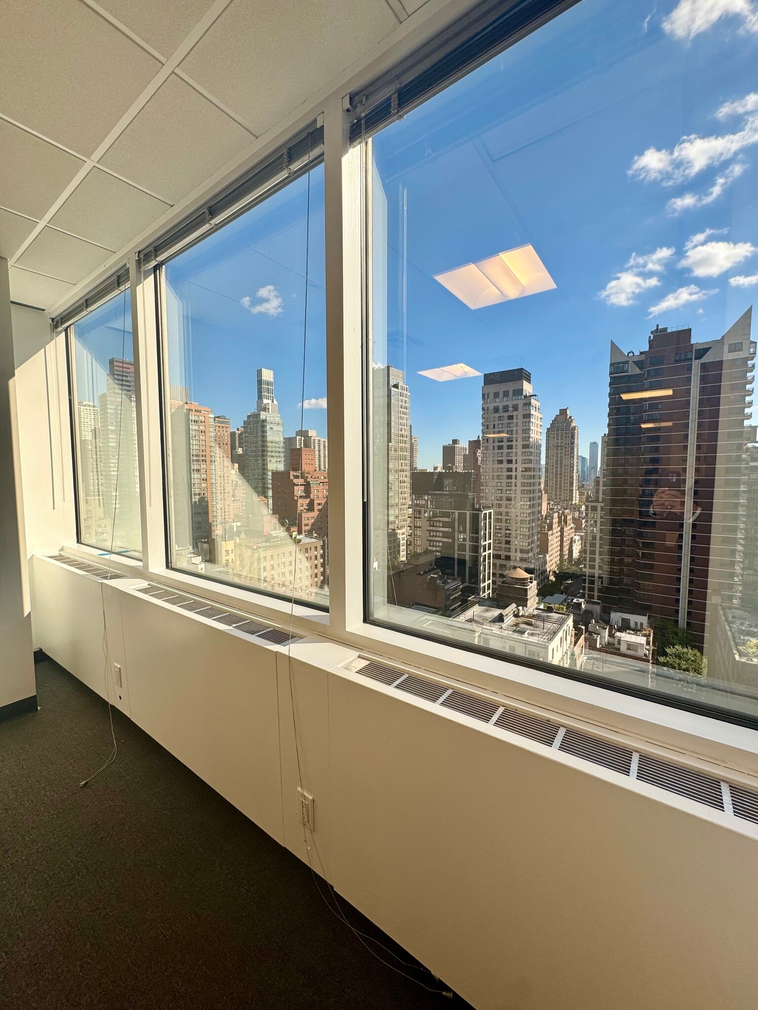 805 Third Ave, New York, NY à louer Photo intérieure– Image 1 sur 2