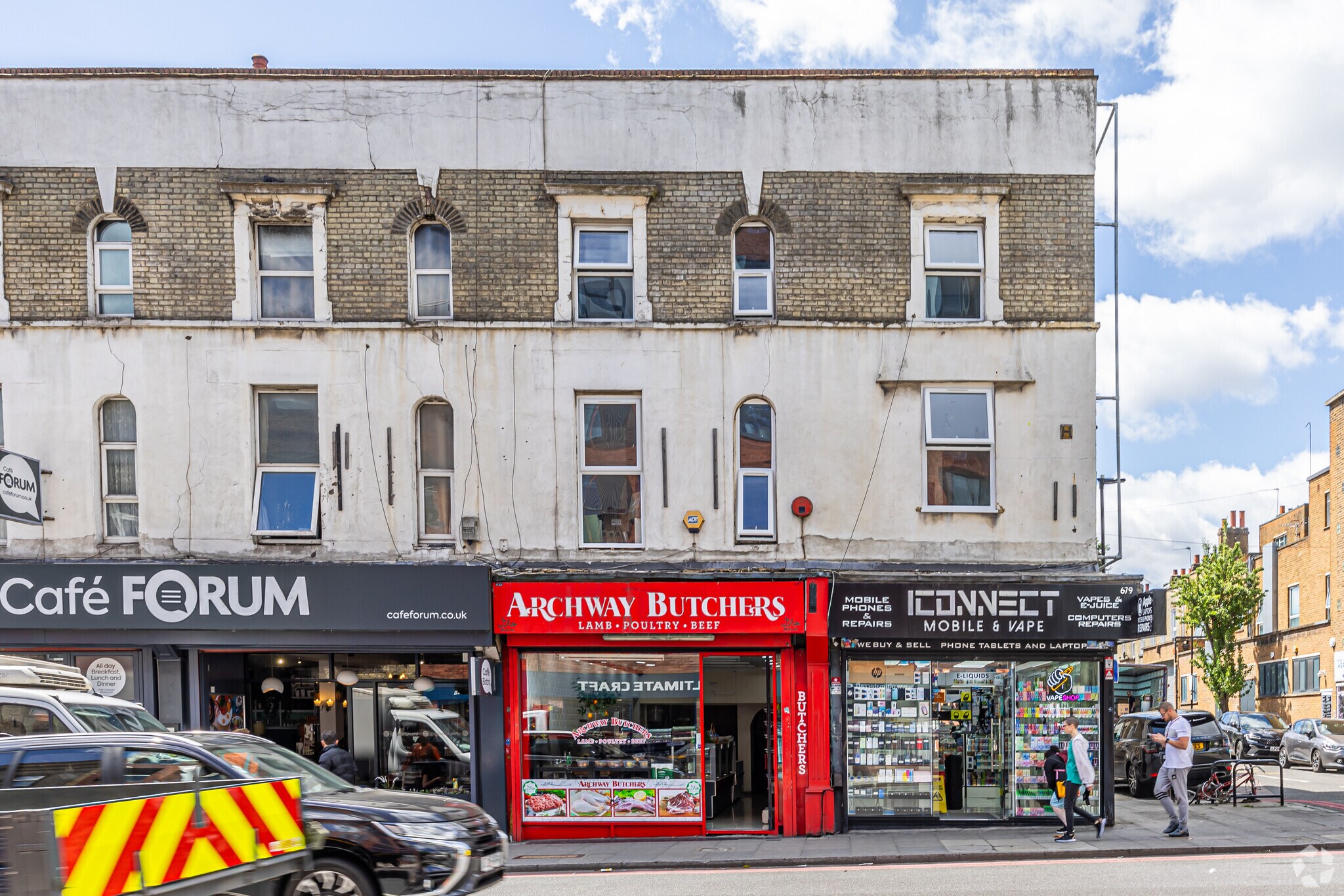 677 Holloway Rd, Londres à louer Photo de l’immeuble– Image 1 sur 9