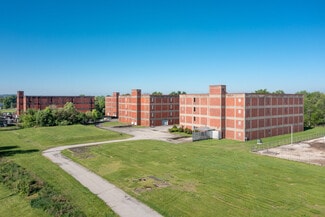 Plus de détails pour 1600 Bernheim Ln, Louisville, KY - Industriel/Logistique à vendre