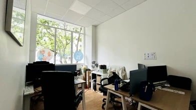 29 Rue Saint-Amand, Paris à louer Photo intérieure– Image 2 sur 4