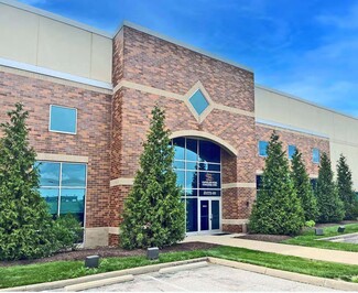 Plus de détails pour 30310 Emerald Valley Pky, Glenwillow, OH - Industriel/Logistique à louer