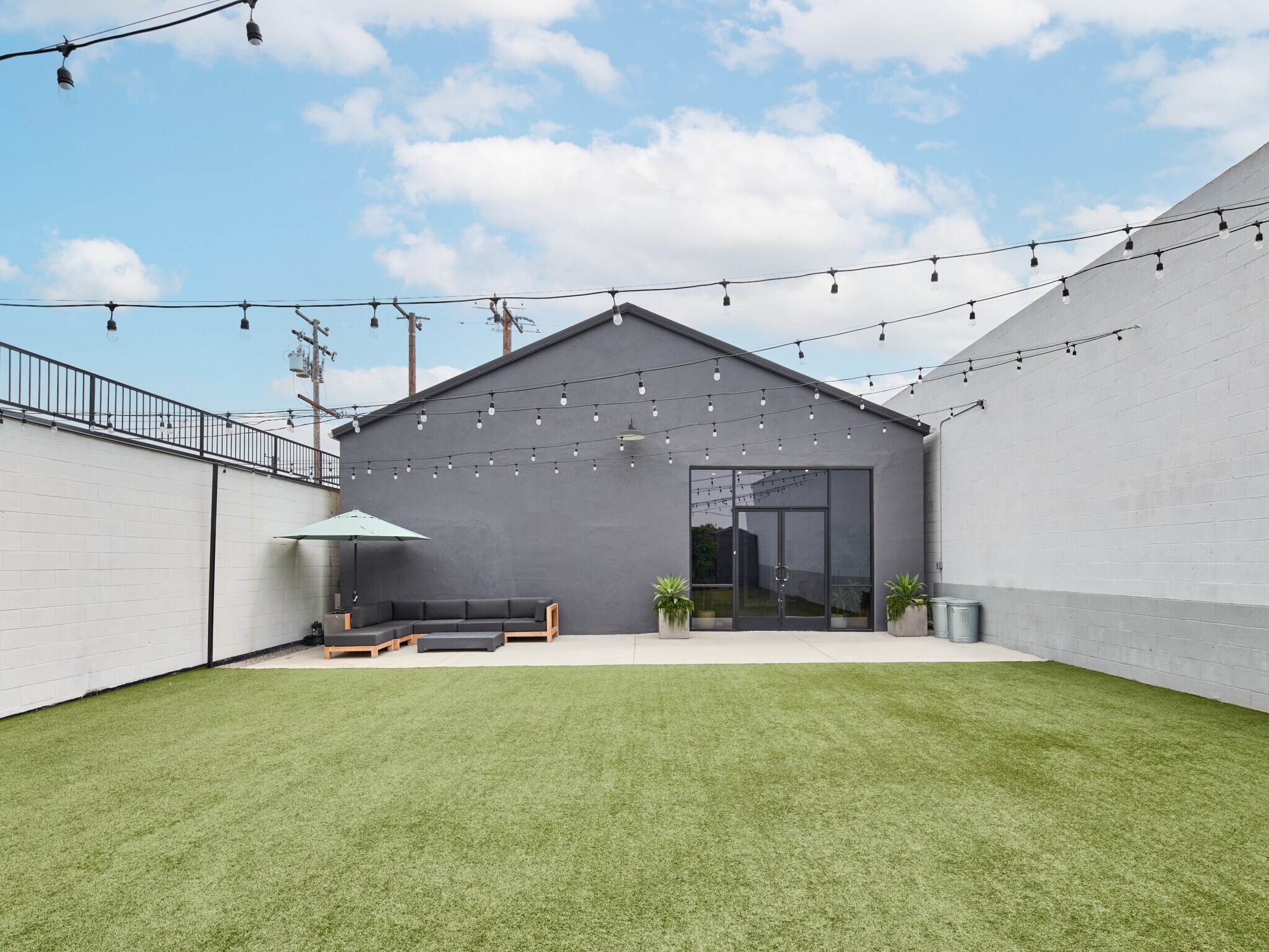 112 Arena St, El Segundo, CA à vendre Photo principale– Image 1 sur 29