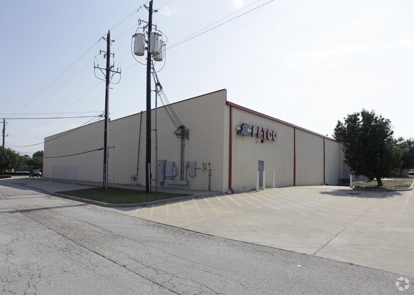3680 Spencer Hwy, Pasadena, TX à vendre - Photo de l’immeuble – Image 1 sur 3