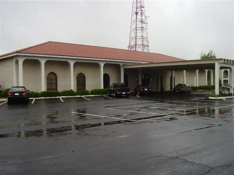 951 GA Highway 42 N, Forsyth, GA à louer - Photo de l’immeuble – Image 1 sur 3