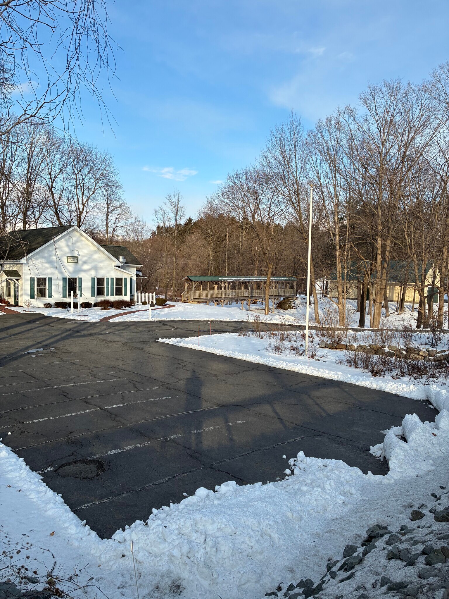 1011 Hoosick Rd, Troy, NY à vendre Photo principale– Image 1 sur 59