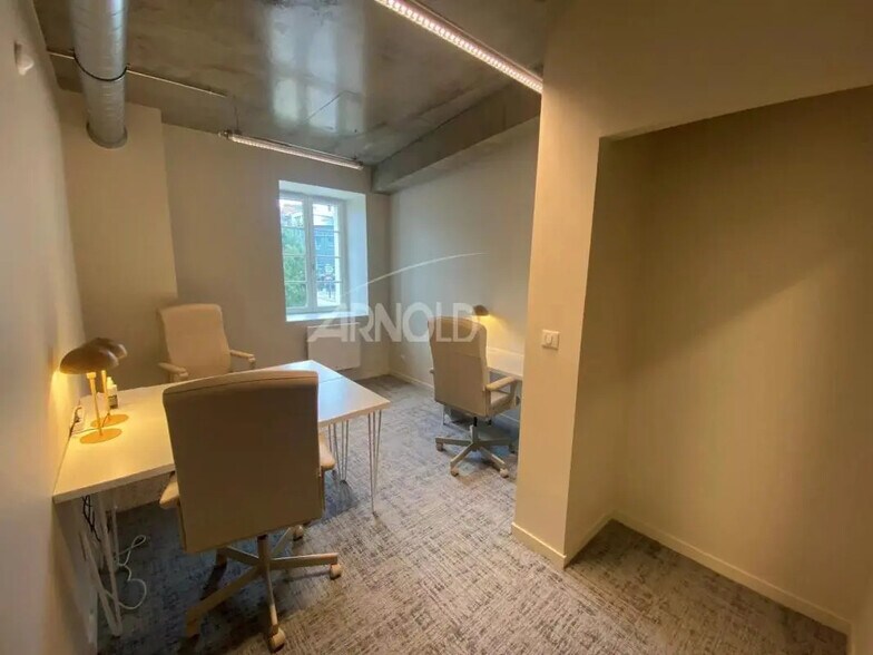 Bureau dans Vannes à louer - Photo de l’immeuble – Image 2 sur 8