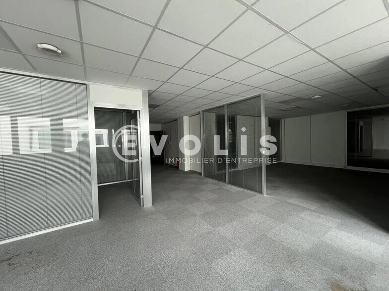 Bureau dans Villiers-sur-Marne à vendre - Photo intérieure – Image 3 sur 10