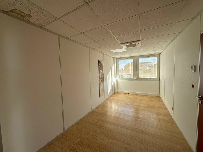Bureau dans Strasbourg à vendre - Photo intérieure – Image 3 sur 13