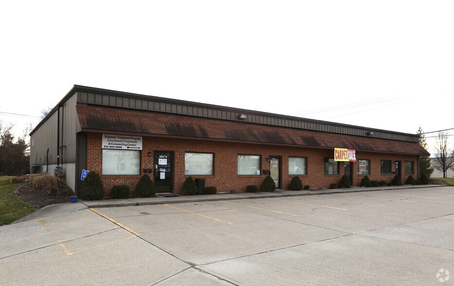 3041 Symmes Rd, Hamilton, OH à louer - Photo de l’immeuble – Image 3 sur 4