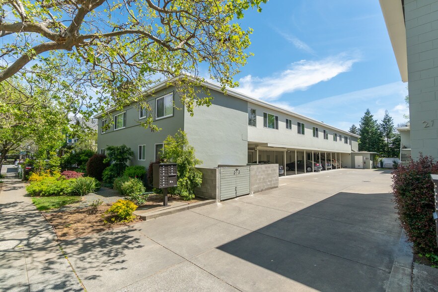 19 Belle Ave, San Anselmo, CA à vendre - Photo principale – Image 1 sur 6