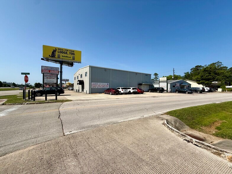 26019 Interstate 45, Spring, TX à vendre - Photo de l’immeuble – Image 2 sur 23