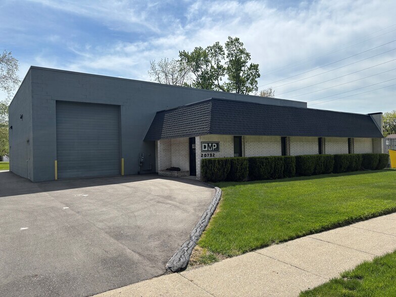 20732 Negaunee St, Southfield, MI à vendre - Photo de l’immeuble – Image 1 sur 1