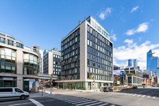 Plus de détails pour 155 10th Ave, New York, NY - Local commercial à louer