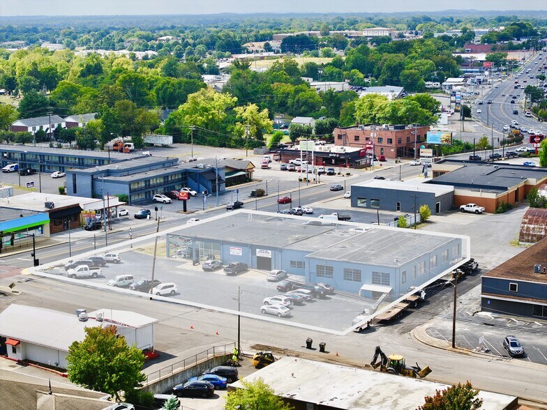 214 W Main St, Gallatin, TN à louer - Aérien – Image 1 sur 17