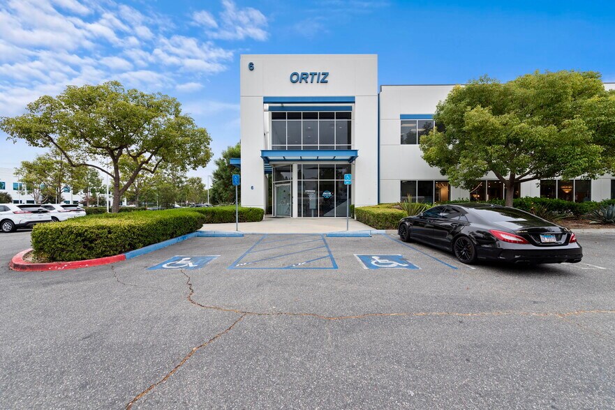 6 Cushing, Irvine, CA à vendre - Photo de l’immeuble – Image 3 sur 11