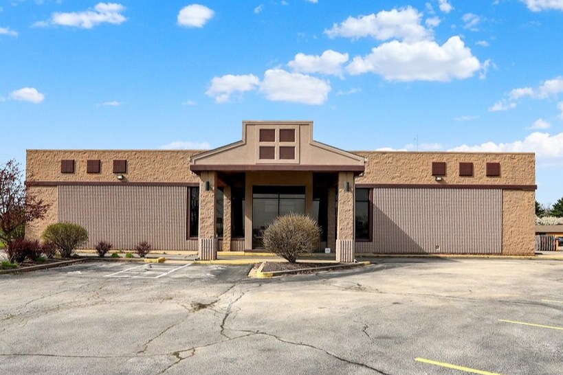 711 W Gardner Dr, Marion, IN à vendre - Photo de l’immeuble – Image 2 sur 64