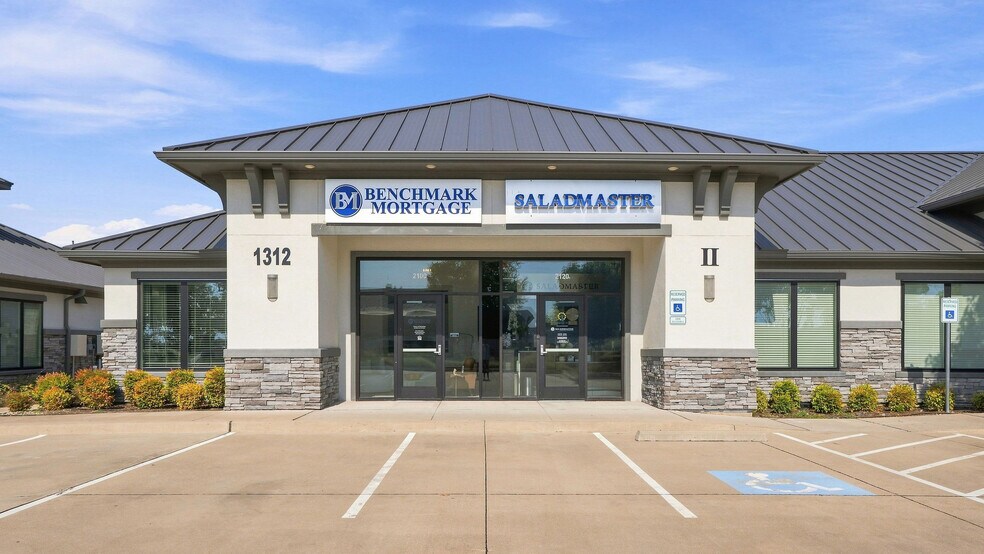 1312 W Exchange Pky, Allen, TX à vendre - Photo de l’immeuble – Image 1 sur 18