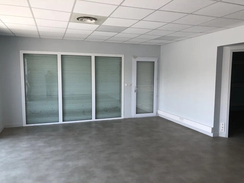 45 A Avenue De Soulac, Le Taillan-Médoc à louer - Photo de l’immeuble – Image 3 sur 5