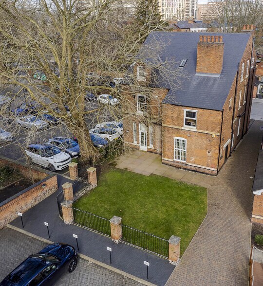 9 Greenfield Cres, Birmingham à louer - Photo de l’immeuble – Image 2 sur 7