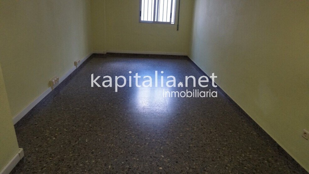 Local commercial dans Ontinyent, Valencia à louer - Photo intérieure – Image 3 sur 15