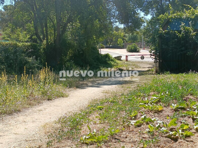 Terrain dans Valdemorillo, Madrid à vendre - Photo de l’immeuble – Image 2 sur 5