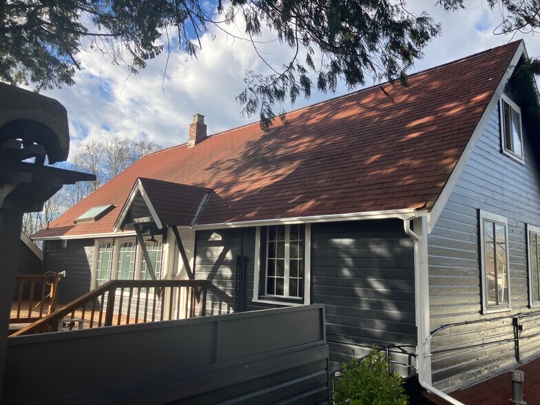 16401 Highway 99, Lynnwood, WA à louer - Photo de l’immeuble – Image 2 sur 11