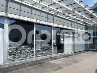 Plus de détails pour Local commercial à louer