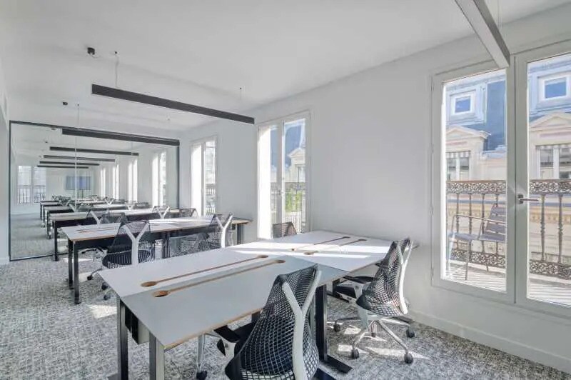 Espace de coworking dans Paris à louer - Photo de l’immeuble – Image 3 sur 15