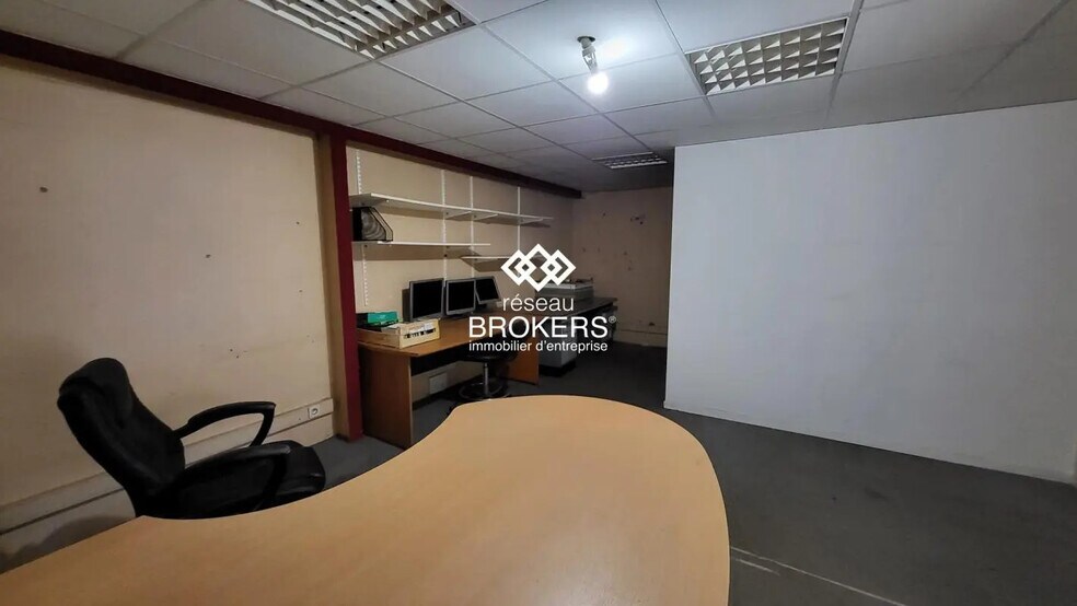 Local commercial dans Le Havre à louer - Photo de l’immeuble – Image 3 sur 3
