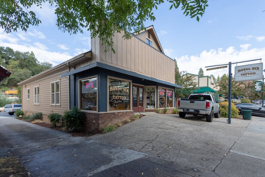 537 Main St, Placerville, CA à vendre - Photo de l’immeuble – Image 1 sur 33