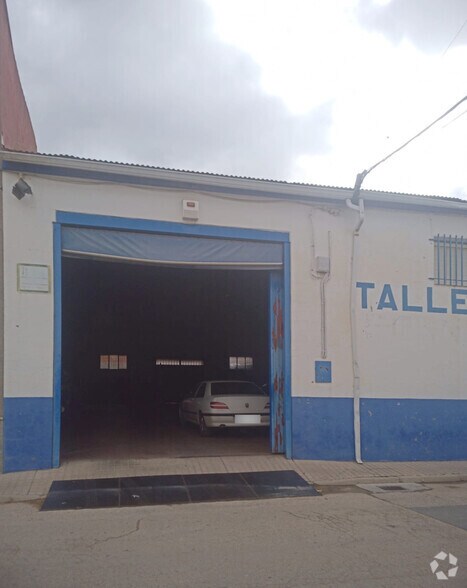 Industriel/Logistique dans La Puebla de Almoradiel, Toledo à vendre - Photo principale – Image 1 sur 9