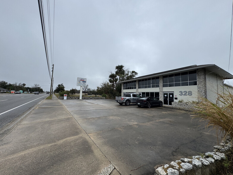 328 N Ridgewood Ave, Edgewater, FL à vendre - Photo de l’immeuble – Image 2 sur 15