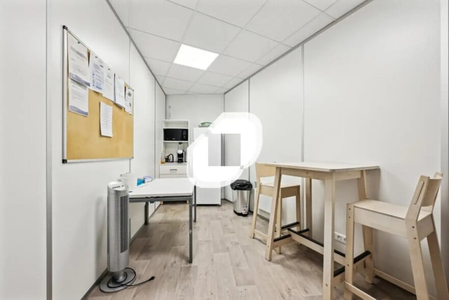 Bureau dans Rosny-sous-Bois à vendre - Photo intérieure – Image 2 sur 14