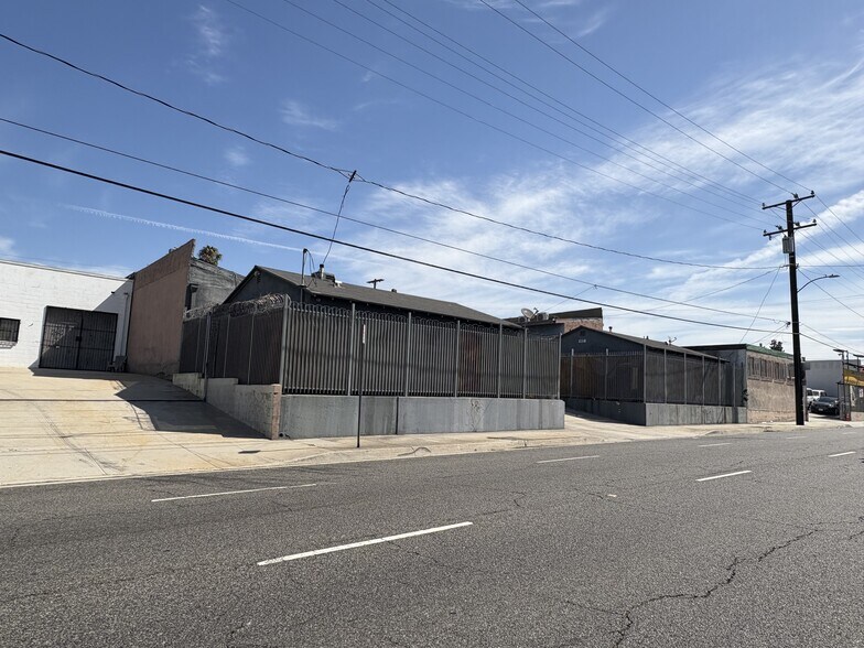 1219-1223 W El Segundo Blvd, Gardena, CA à vendre - Photo de l’immeuble – Image 2 sur 3