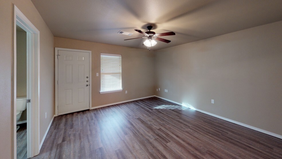 100 Marshall Ridge Dr, Texarkana, TX à vendre - Numérisation 3D Matterport – Image 2 sur 25