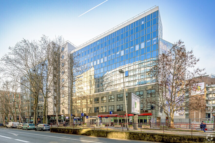 259-261 Rue De Paris, Montreuil à louer - Photo de l’immeuble – Image 3 sur 13