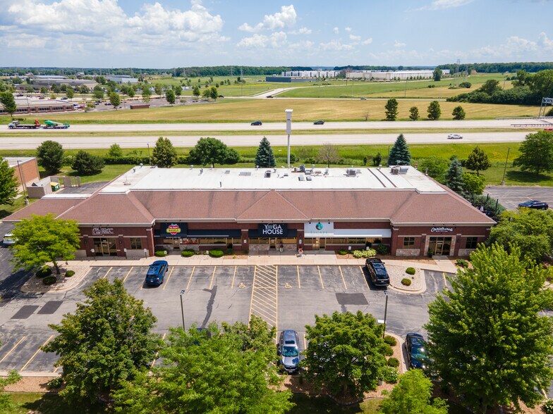 2400 S Kensington Dr, Appleton, WI à vendre - Photo de l’immeuble – Image 3 sur 5