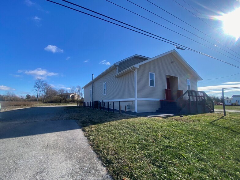 2438 National Rd, Fairborn, OH à vendre - Photo de l’immeuble – Image 3 sur 22