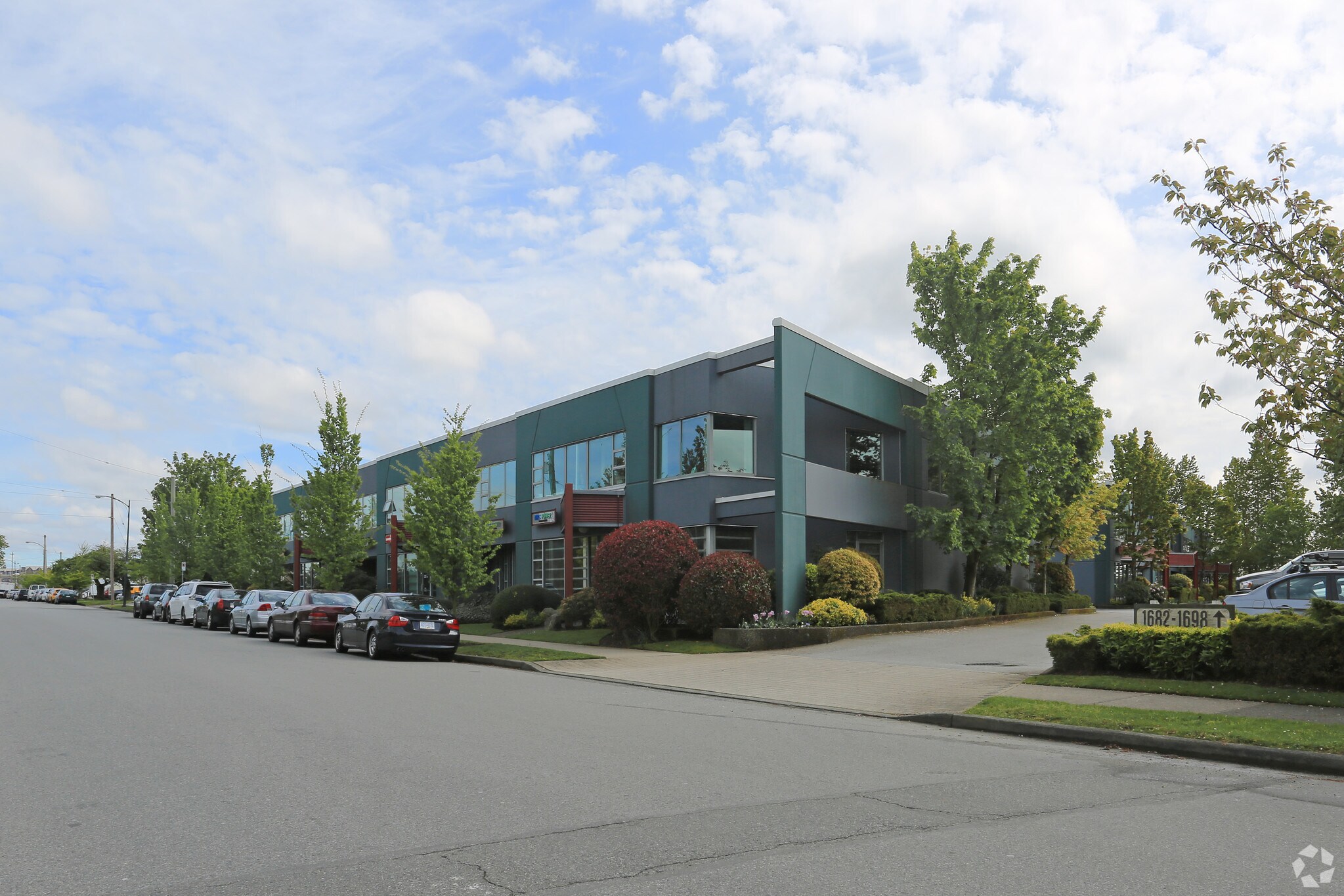1698 75th Av W, Vancouver, BC à vendre Photo principale– Image 1 sur 4
