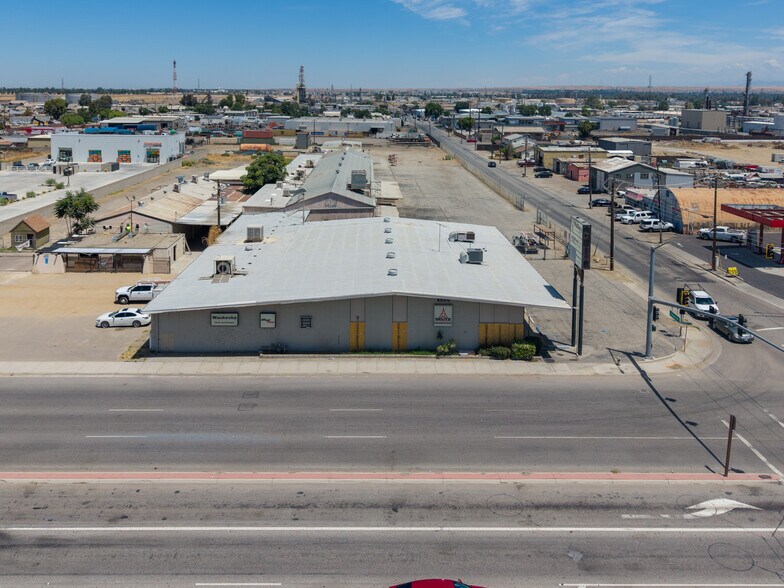 4000 Rosedale Hwy, Bakersfield, CA à vendre - Photo de l’immeuble – Image 2 sur 5