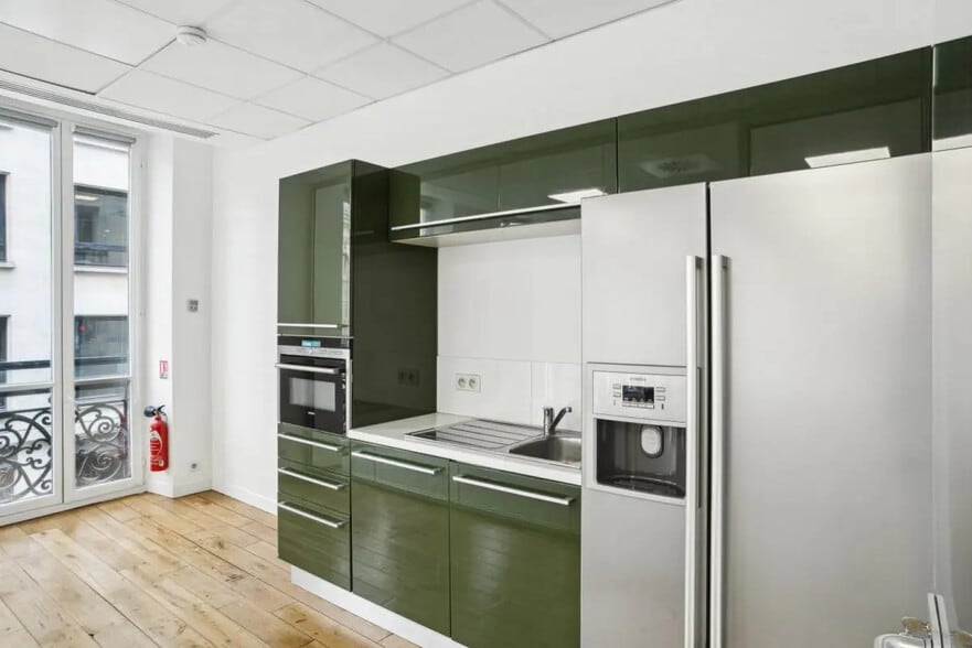 22 Rue Des Capucines, Paris à louer - Photo de l’immeuble – Image 3 sur 11