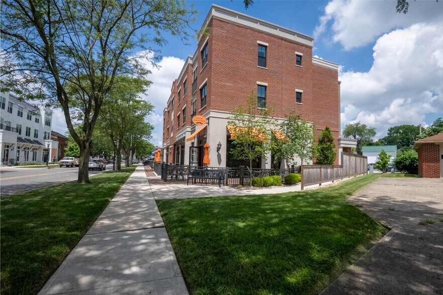 18 W Waterloo St, Canal Winchester, OH à louer - Photo de l’immeuble – Image 3 sur 12